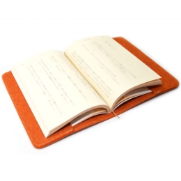 フェルトブックカバー